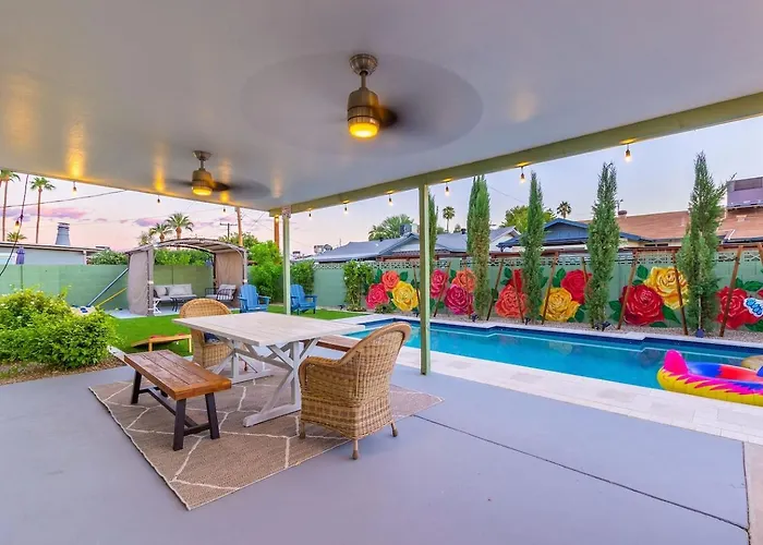 Rose Haven - Old Town, Heated Pool, Spa, Game *