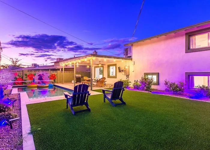 Rose Haven - Old Town, Heated Pool, Spa, Game * Scottsdale